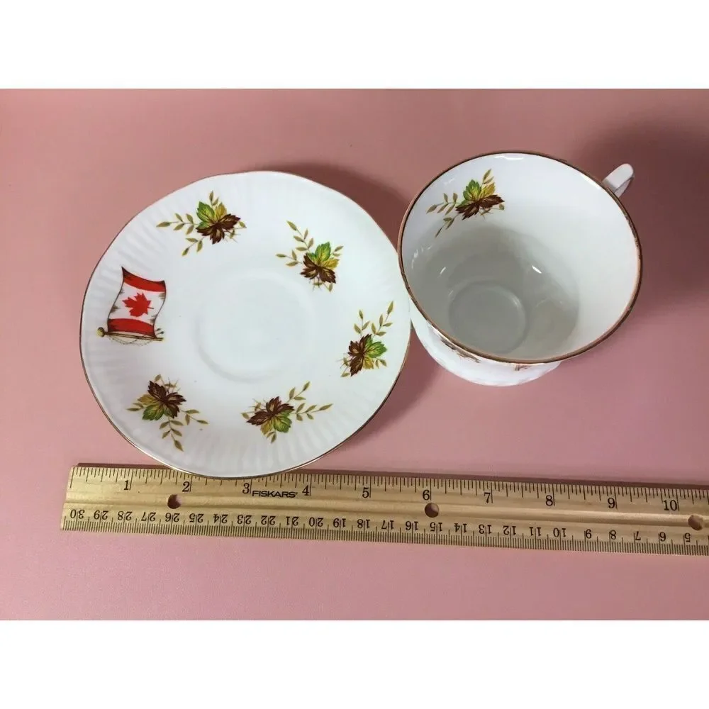 Elizabethan Tea Set Fine Bone‎ China Canada Symbols Tea Cup & Saucer